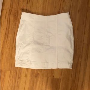 Free people, white denim skirt!